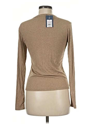 Universal Thread Long Sleeve Henley (view 2)