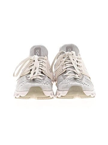 On Cloud Sneakers (view 2)