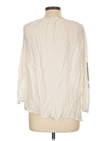 BB Dakota 3/4 Sleeve Blouse (view 2)