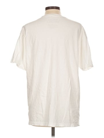 Nicki Minaj Short Sleeve T-Shirt (view 2)