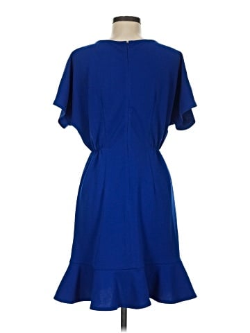 Donna Morgan Casual Dress (view 2)