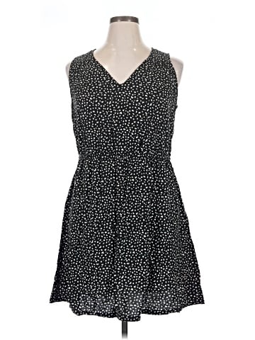 Old Navy Casual Dress (view 1)
