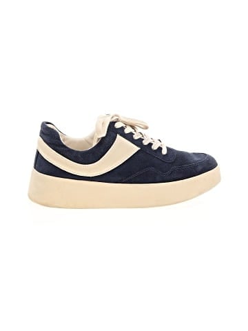 Vince. Sneakers (view 1)