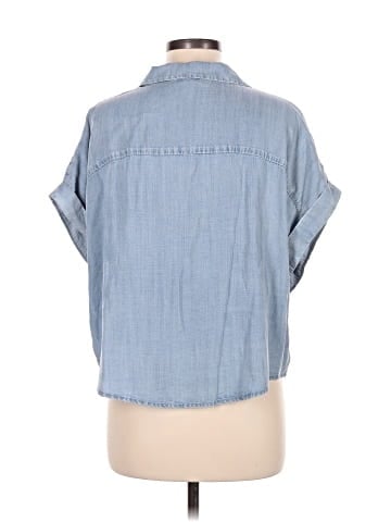 Evereve Short Sleeve Button-Down Shirt (view 2)