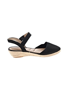 Kelly & Katie Wedges