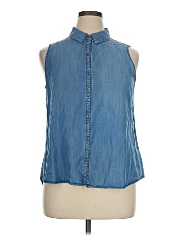 Kut from the Kloth Sleeveless Button-Down Shirt (view 1)