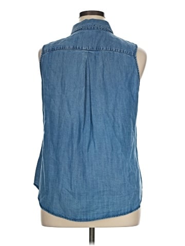 Kut from the Kloth Sleeveless Button-Down Shirt (view 2)