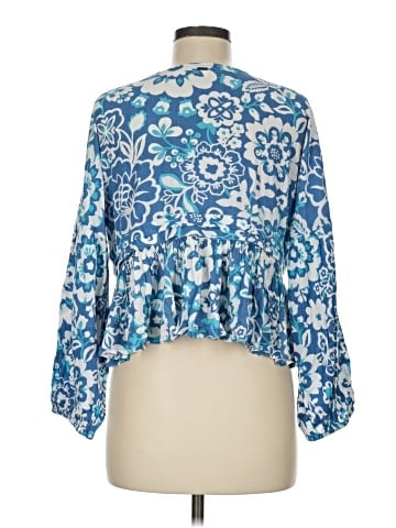 O'Neill 3/4 Sleeve Blouse (view 2)
