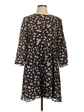 Madewell Silk Shirred Keyhole Dress in Petal Party (view 1)