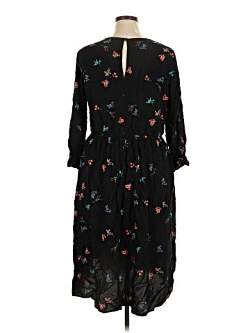 Old Navy Casual Dress (view 2)
