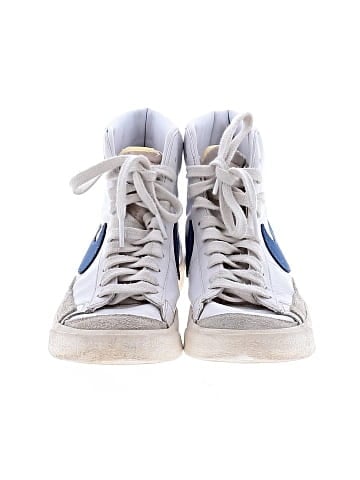 Nike Sneakers (view 2)