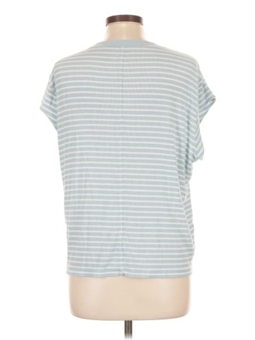American Eagle Outfitters Short Sleeve T-Shirt (view 2)