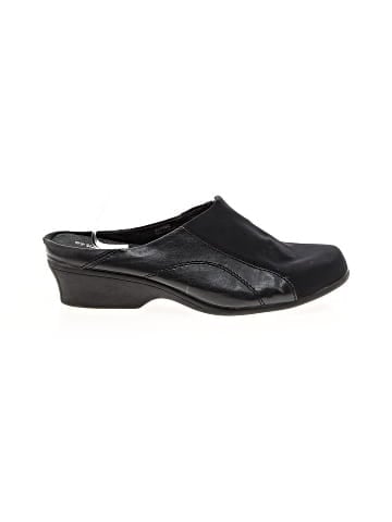 George Mule/Clog (view 1)