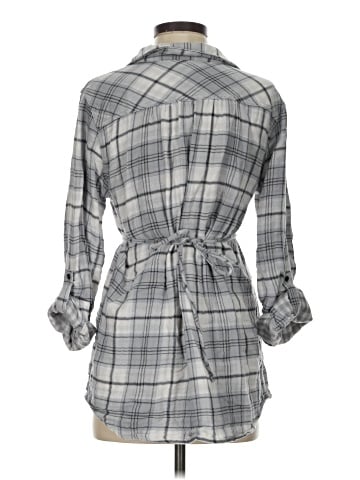 Motherhood 3/4 Sleeve Button-Down Shirt (view 2)