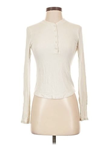 Lululemon Athletica Long Sleeve Turtleneck (view 1)