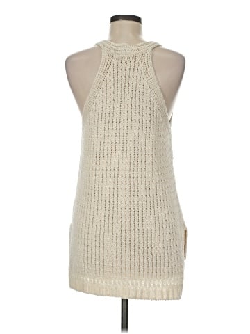 Moth Sleeveless Top (view 2)