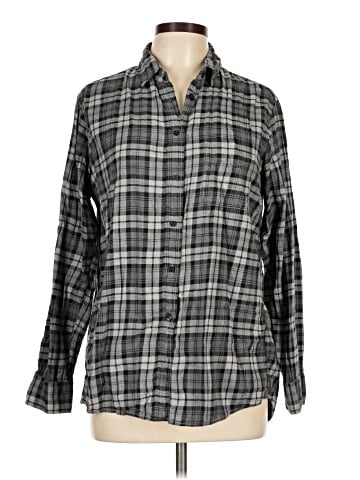 Uniqlo Long Sleeve Button-Down Shirt (view 1)