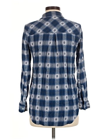 Mudd Long Sleeve Button-Down Shirt (view 2)