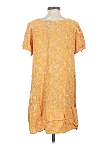 Hinge Short Sleeve Blouse (view 2)