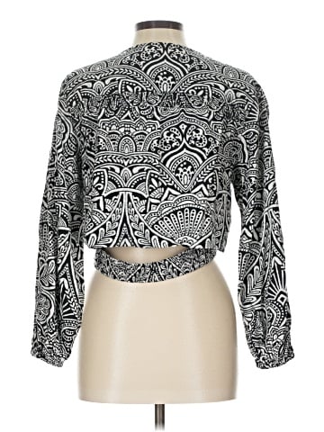 Venus 3/4 Sleeve T-Shirt (view 2)