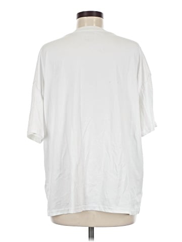 Shein Short Sleeve T-Shirt (view 2)
