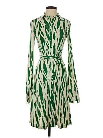 Diane von Furstenberg Casual Dress (view 1)