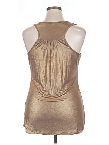 Studio Y Tank Top (view 2)