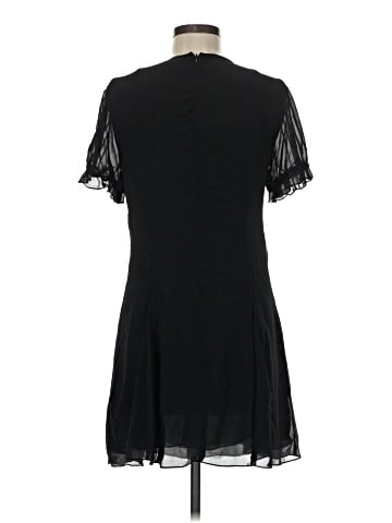 Urban Outfitters Casual Dress (view 2)