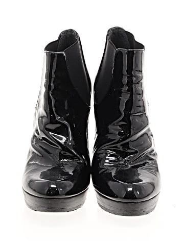 Stuart Weitzman Ankle Boots (view 2)