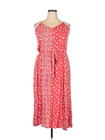 American Eagle Outfitters Casual Dress (view 1)