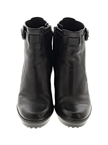 Tod's Ankle Boots (view 2)
