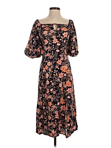 Old Navy Casual Dress (view 1)