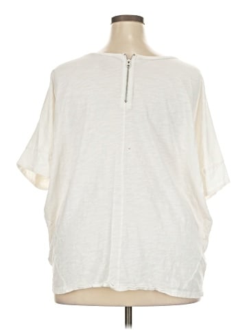 Lane Bryant Short Sleeve T-Shirt (view 2)