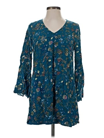 Doe & Rae 3/4 Sleeve Blouse (view 1)