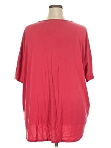 Lularoe 3/4 Sleeve Top (view 2)