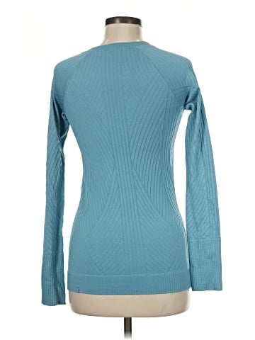 Lululemon Athletica Long Sleeve T-Shirt (view 2)
