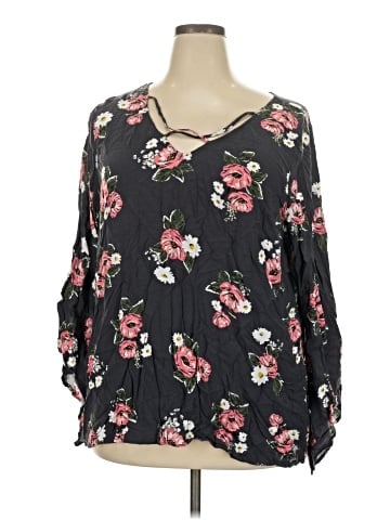 Torrid 3/4 Sleeve Blouse (view 1)