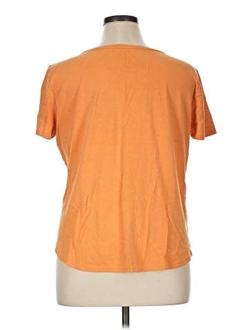 Chico's Short Sleeve T-Shirt (view 2)
