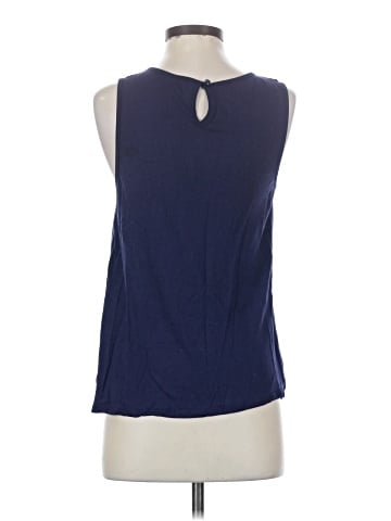 Elle Sleeveless Blouse (view 2)