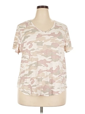 Old Navy Short Sleeve T-Shirt (view 1)