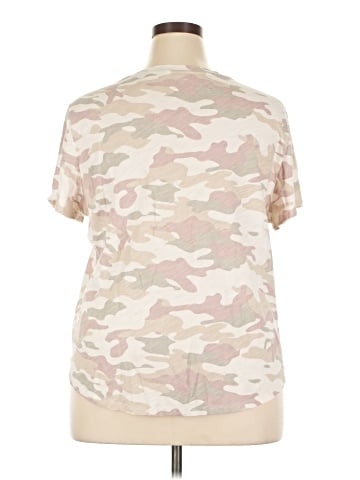 Old Navy Short Sleeve T-Shirt (view 2)
