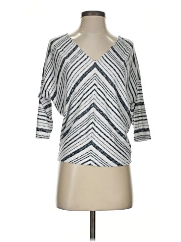 Puella 3/4 Sleeve Top (view 1)