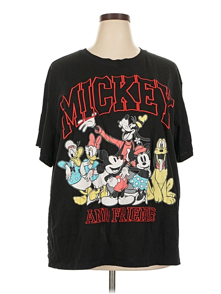 Pre-owned Disney Short Sleeve T-shirt In Black