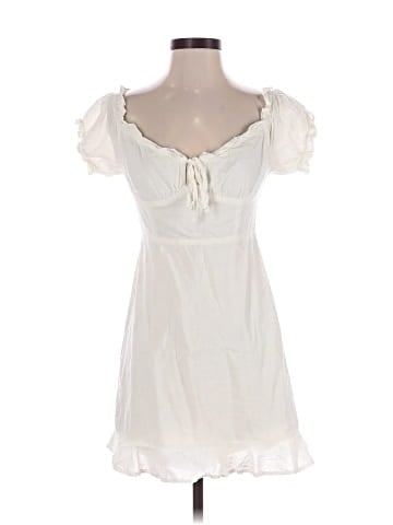 Urban Outfitters Casual Dress (view 1)