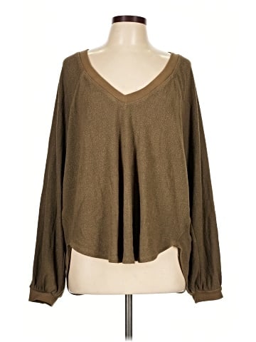 Urban Outfitters Long Sleeve T-Shirt (view 1)