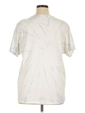 Levi's Short Sleeve T-Shirt (view 2)