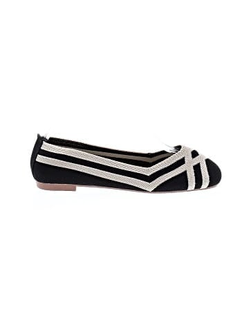 Unbranded Flats (view 1)