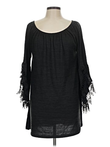 Win Win 3/4 Sleeve Blouse (view 1)