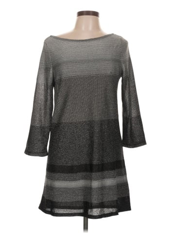 White House Black Market 3/4 Sleeve Top (view 1)