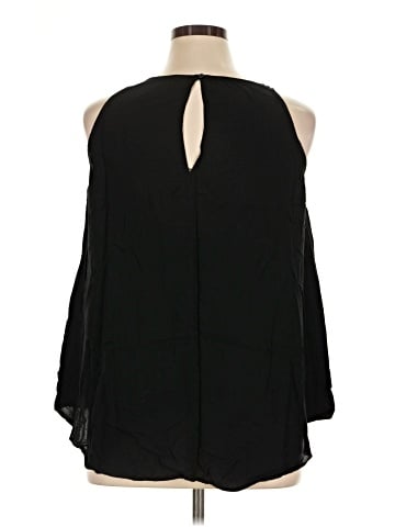 Old Navy Sleeveless Blouse (view 2)